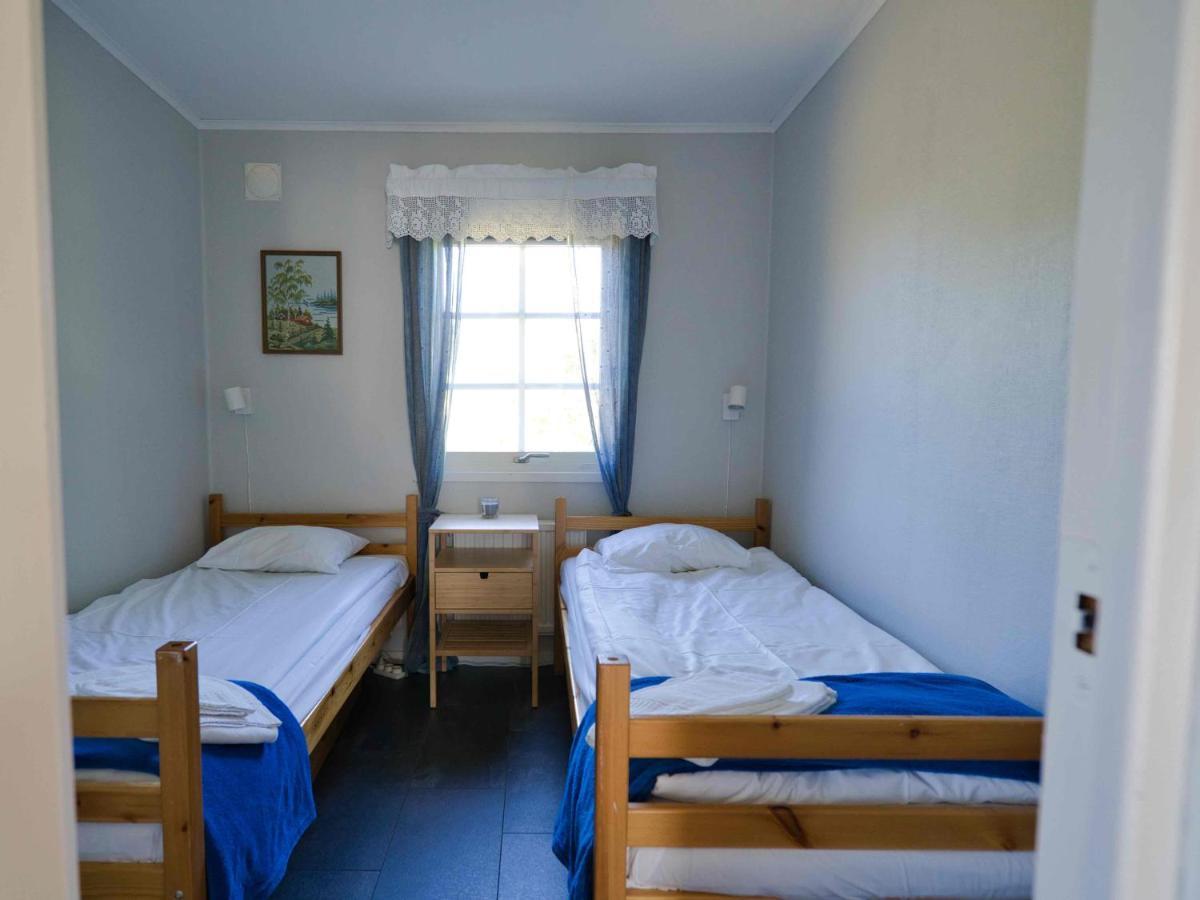 Rosenborgs Friluftspensionats Stugor Med Koek Färjestaden Εξωτερικό φωτογραφία